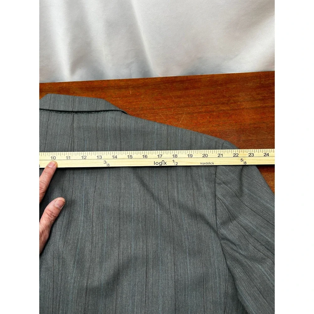 Yves Saint Laurent Mens Wool Blazer 46R Gray Pinstripe DB Made in France Vintage